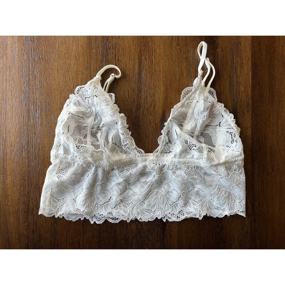 Intimately Free People Ivory White Floral Lace Bralette V-Neck Adjustable Straps
